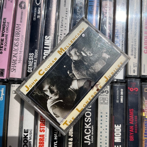 Vintage 1987 John Cougar Mellencamp The Lonesome Jubilee Cassette Tape - Picture 1 of 3